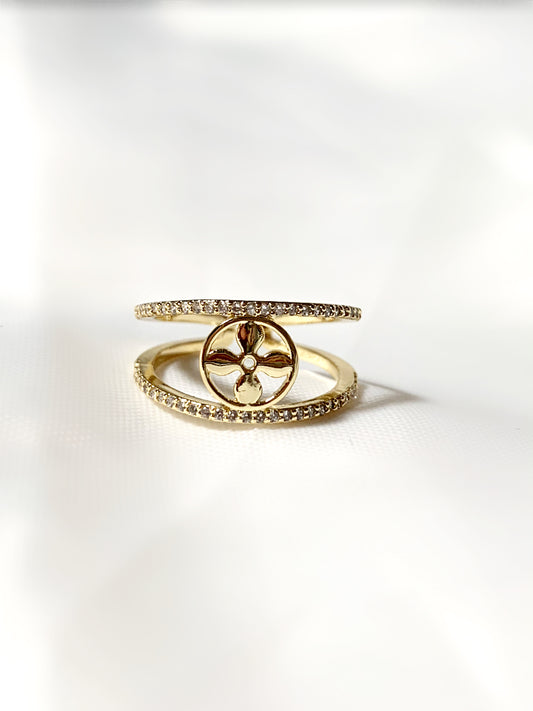 Gold Clover Ring