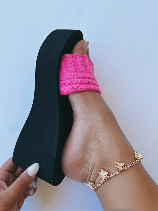 Rose Gold Iced Mariposa Anklet